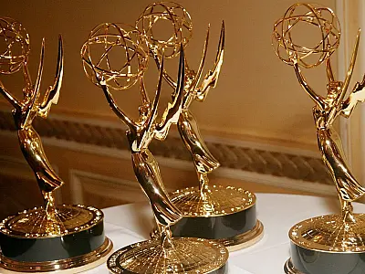 Emmy 2023 será adiado por causa da greve dos atores e roteiristas
