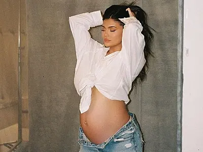 Kylie Jenner diz que ser mãe pela segunda vez tem sido difícil