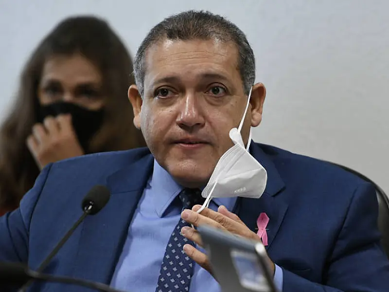 Decisões de Kassio contra o TSE anunciam novo embate entre Bolsonaro e STF