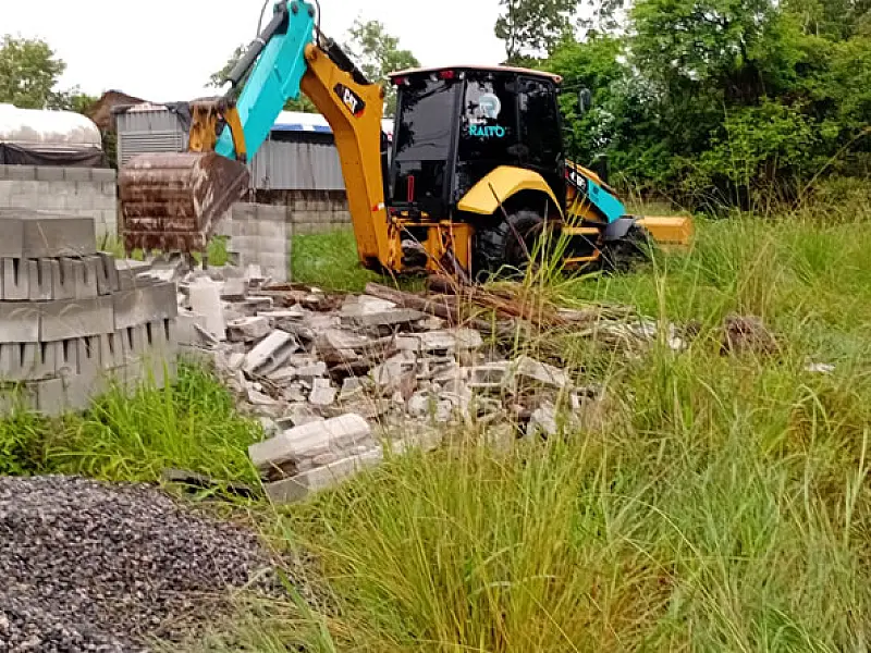 Prefeitura intensifica combate a construções irregulares e desmobiliza ocupação no Areião