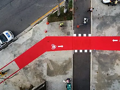 Companhia Municipal de Trânsito revitaliza sinalizações em ruas de Cubatão