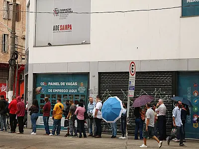 Desemprego chega a 8,4% entre novembro e janeiro e se mantém estável