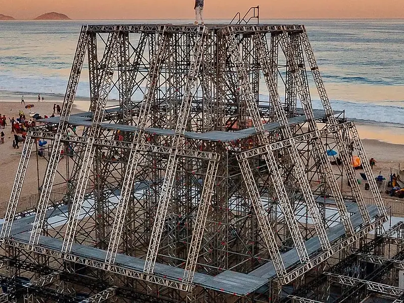 Alok se apresentará em palco com 25 metros de altura na praia de Copacabana