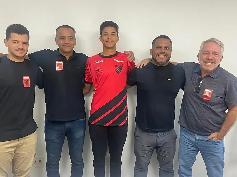Destaque da base do Jabaquara, meia Rian é contratado pelo Athletico Paranaense