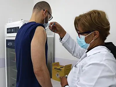 Santos inicia vacinação contra a dengue na quarta-feira