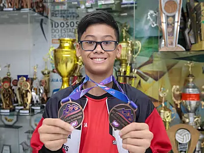 Christian Yoshida Yumoto, revelação do taekwondo de Praia Grande, leva 2 bronzes no Mundial Escolar