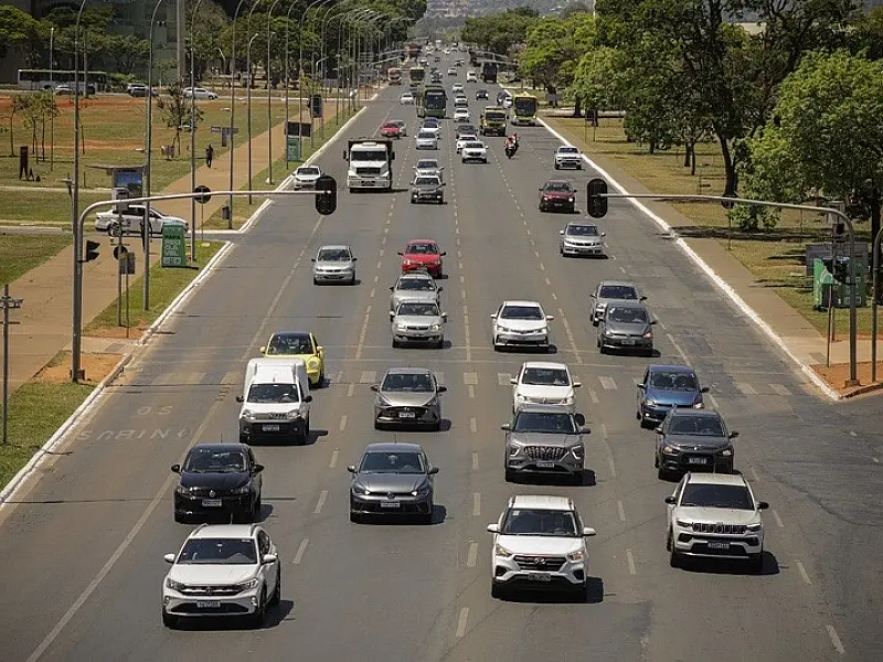 Projeto de CNH mais acessível tem potencial de economizar mais de um mês de trabalho dos paulistas