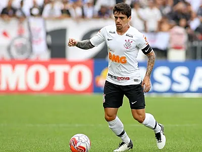 Em reta final de recuperação, Fagner deve ser opção pra Luxa no Corinthians