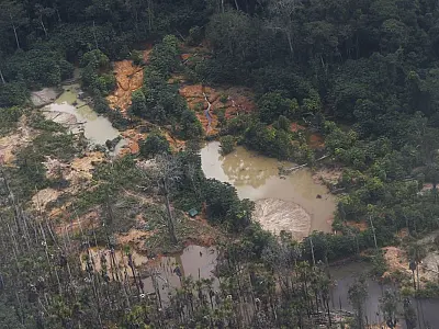Yanomami pedem água potável e dizem que garimpo ilegal contamina rios