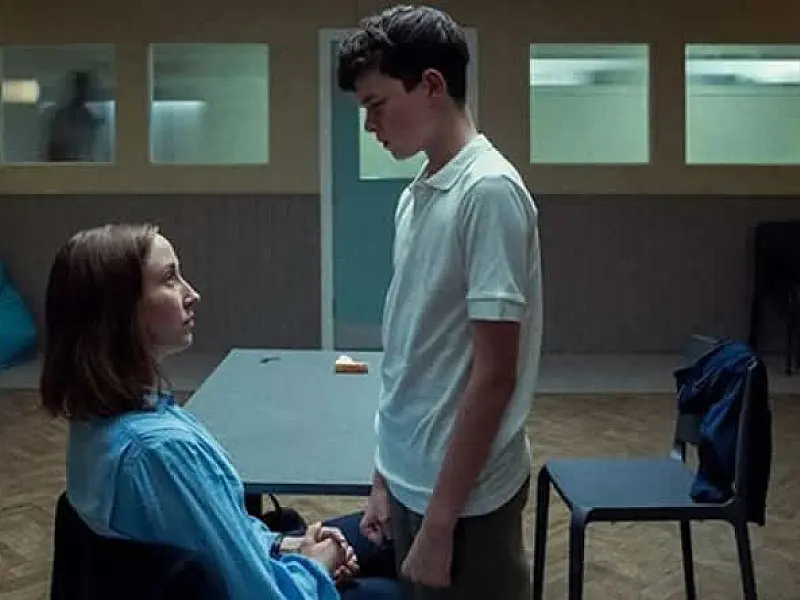 Netflix aborda a tragédia e a psicologia em nova série de sucesso "Adolescência"