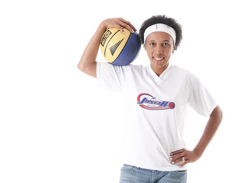 Basquete no Sesc Registro: bate-papo reúne Janeth Arcain e Rafael Bábby