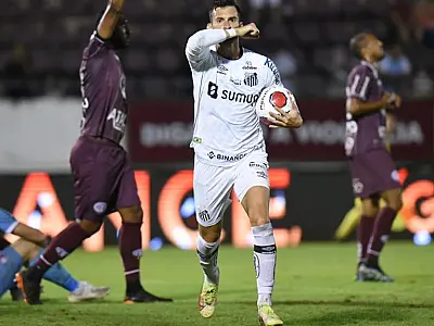 Em final maluco, Peixe arranca empate por 3 a 3 com a Ferroviária