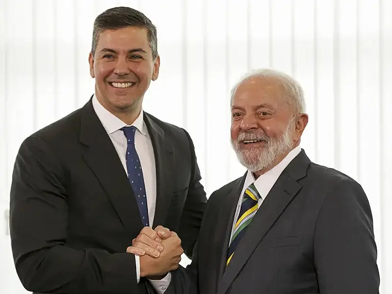 Lula se reúne com presidente do Paraguai e discute energia de Itaipu