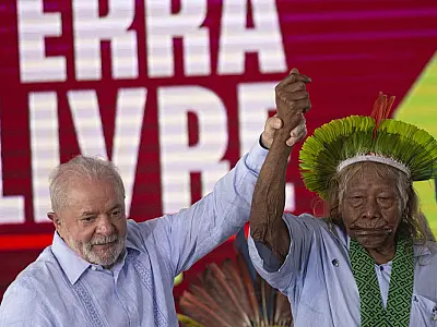 Lula diz que vai demarcar o maior número possível de terras indígenas