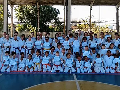 Guarujá comemora Dia do Praticante de Karatê com programação especial