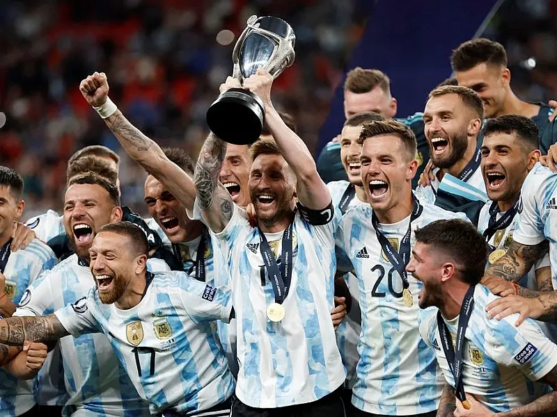 Copa do Mundo valoriza 14 jogadores de Argentina e França no mercado