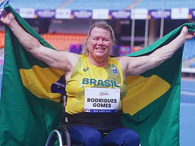 Santista Beth Gomes é vice-campeã mundial no arremesso de peso