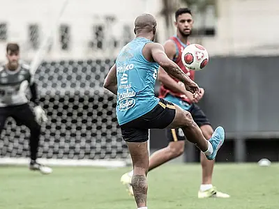 Santos joga na Vila Belmiro pela primeira vez no ano com novo camisa 11; veja a provável escalação