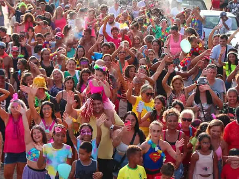Turismo de Itanhaém abre inscrições para blocos de arrasto e entidades carnavalescas desfilarem