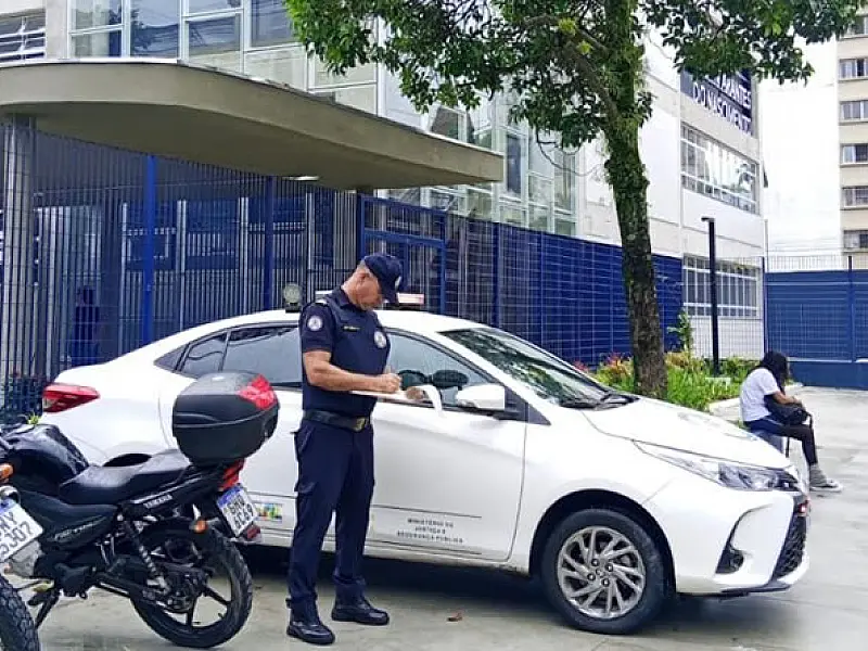 Rondas da Guarda Municipal zelam pela segurança nas escolas municipais de Santos