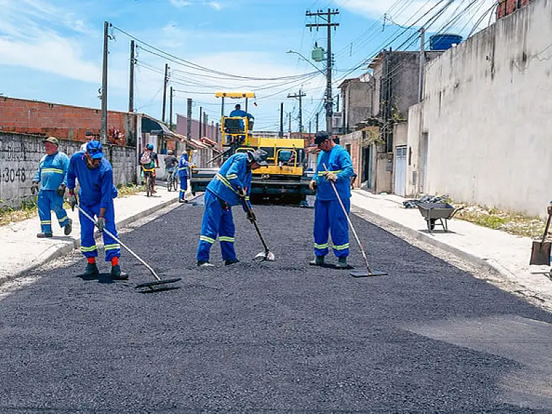 Regularização fundiária e pavimentação avançam em Bertioga em 2025