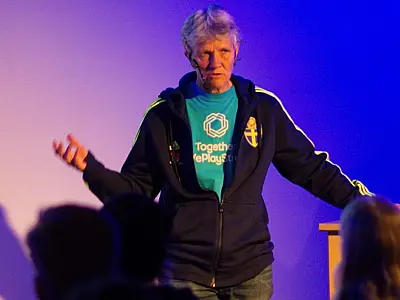 Pia Sundhage é uma das 3 técnicas finalistas ao Prêmio Fifa The Best