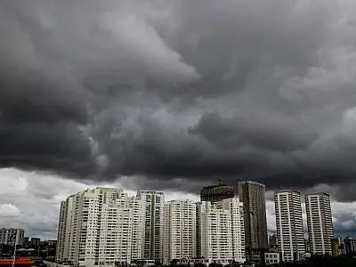 Em São Paulo, chove em oito dias volume 65% maior que o esperado para o mês todo