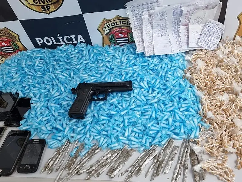 Polícia Civil prende rapaz por tráfico de drogas e apreende mais de 3.800 porções de drogas