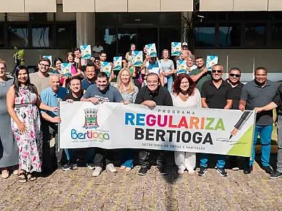 Prefeitura de Bertioga entrega 20 títulos de regularização fundiária a moradores