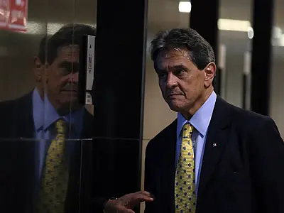 Ex-deputado Roberto Jefferson já está no presídio de Bangu 8