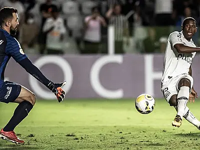 Bryan Angulo quer fazer sucesso no Santos para alcançar a Copa do Mundo