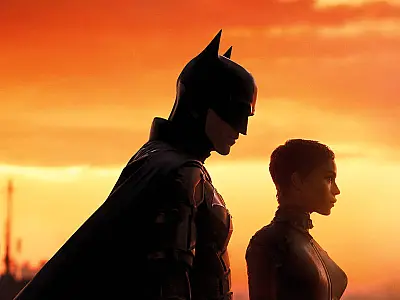 Casey Bloys, da HBO, alfineta a Marvel e os super-heróis sem largar a mão da DC