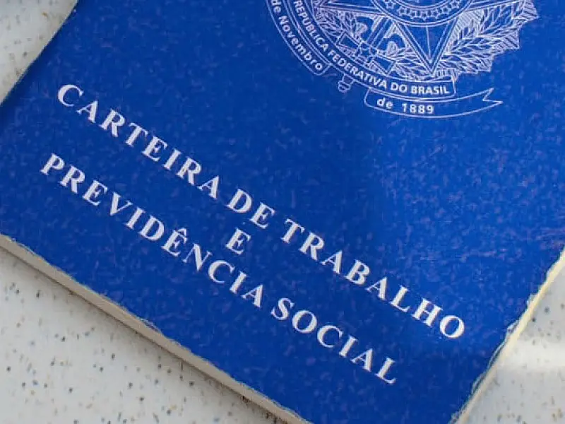 PAT de Guarujá oferece centenas de vagas de emprego