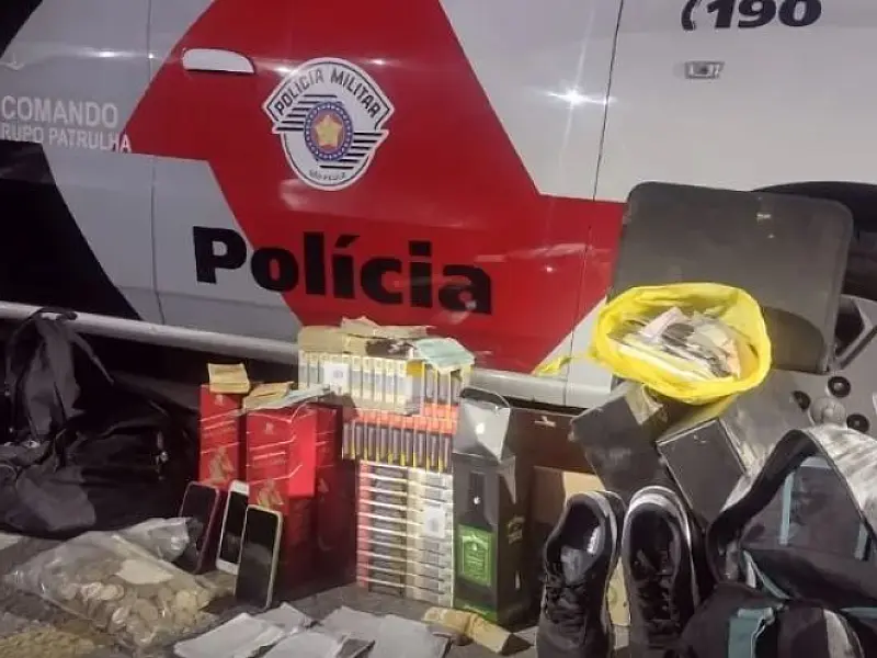 Bandidos fazem donos de mercado reféns em Bertioga