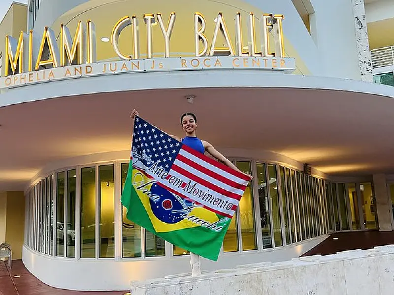 Bailarina de Guarujá garante vaga em curso intensivo de dança nos Estados Unidos em 2024