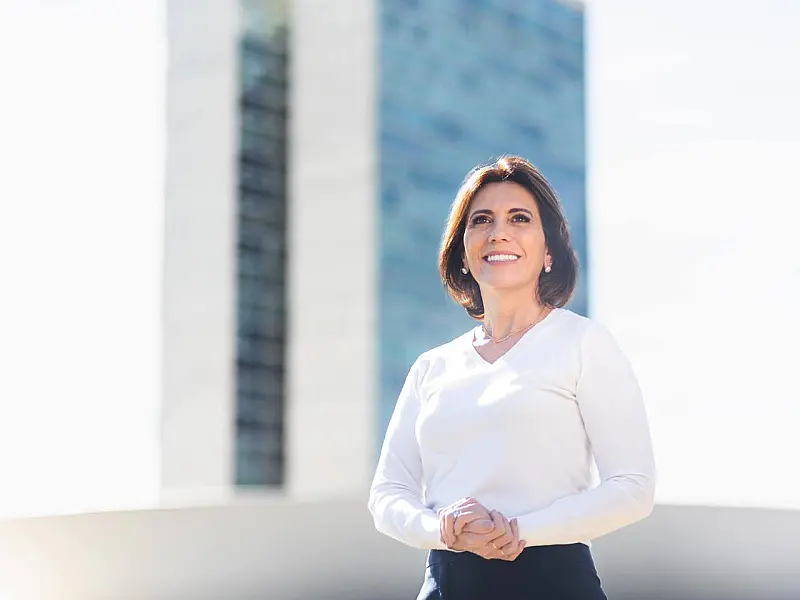Cotada para o Senado, Rosana Valle recebe maior honraria da Alesp na sexta-feira