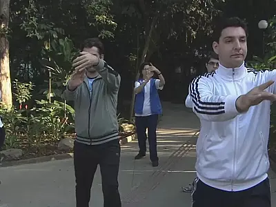 Aula gratuita de tai chi chuan no Orquidário de Santos está com inscrições abertas