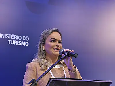 Ministra quer reduzir preço de passagens para incentivar o turismo