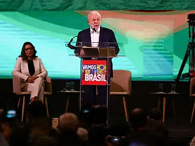 PT lança pré-candidatura de Lula à presidência com Alckmin como vice