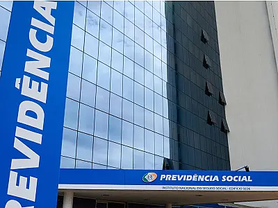União pede ao STF que reduza impacto de revisão da vida toda no INSS