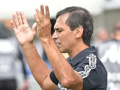 Confira os números de Fabián Bustos desde a sua chegada ao Santos no início de março