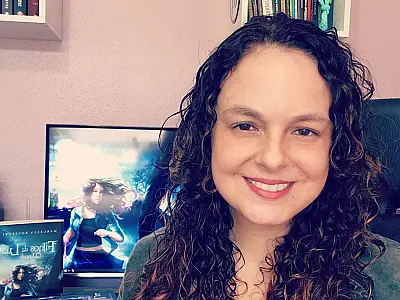 Autora Santista Marcella Rossetti lança 3º livro da série Filhos da Lua: O Legado Esquecido