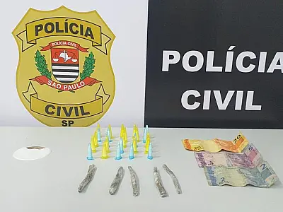Polícia prende em flagrante dupla suspeita de tráfico de drogas
