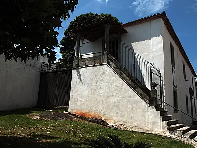 Artesãs de Santos expõem talentos artísticos e gastronômicos no Centro Histórico