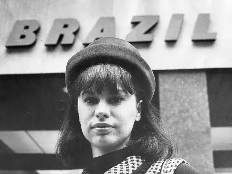 Por que Astrud Gilberto não recebeu crédito por 'Garota de Ipanema'?