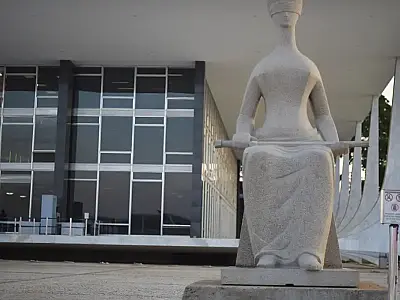STF dá 48 horas para Meta entregar vídeo de Bolsonaro após 8/1
