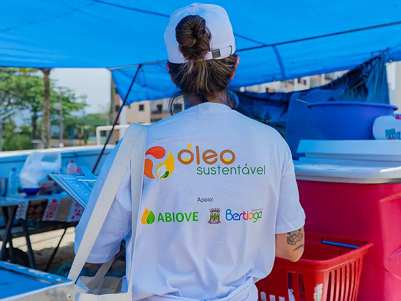 Cidade promove conscientização sobre o descarte responsável de óleo de cozinha