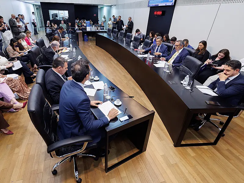 Projeto que prevê pensão a crianças e adolescentes órfãos de vítimas de feminicídio avança na Alesp