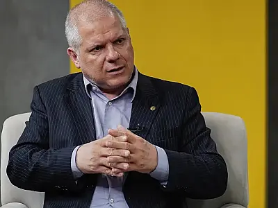 Justiça determina afastamento do presidente do INSS
