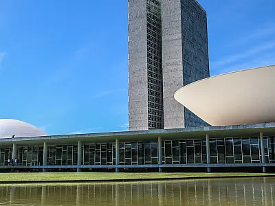 Congresso aprova R$ 15 bi para compensar perda de estados e municípios